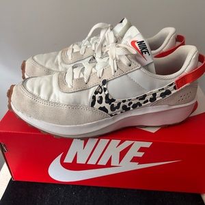 Nike waffle debut